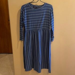Nursing friendly Dress